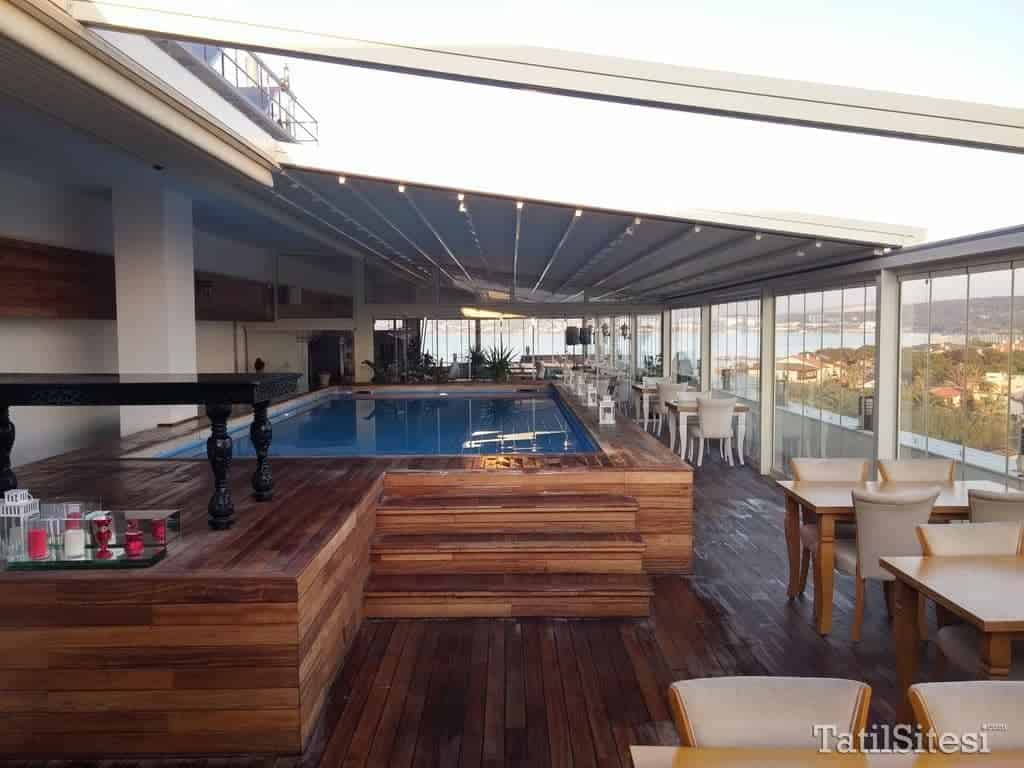 Azure Vista Suites & Residence